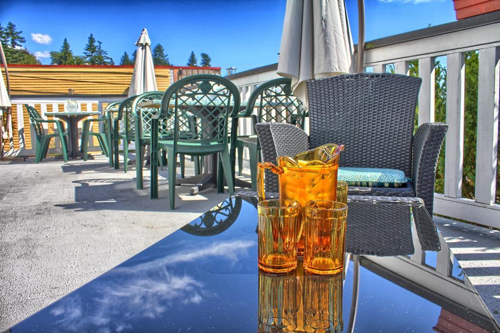 The Old Courthouse Inn Powell River Eksteriør bilde