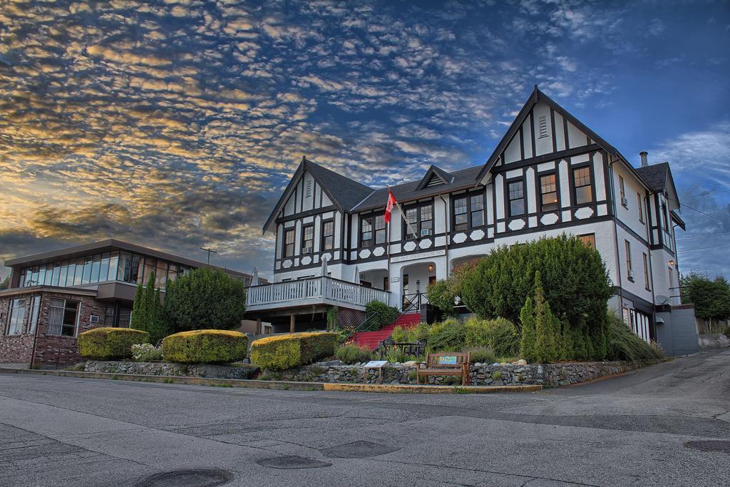 The Old Courthouse Inn Powell River Eksteriør bilde